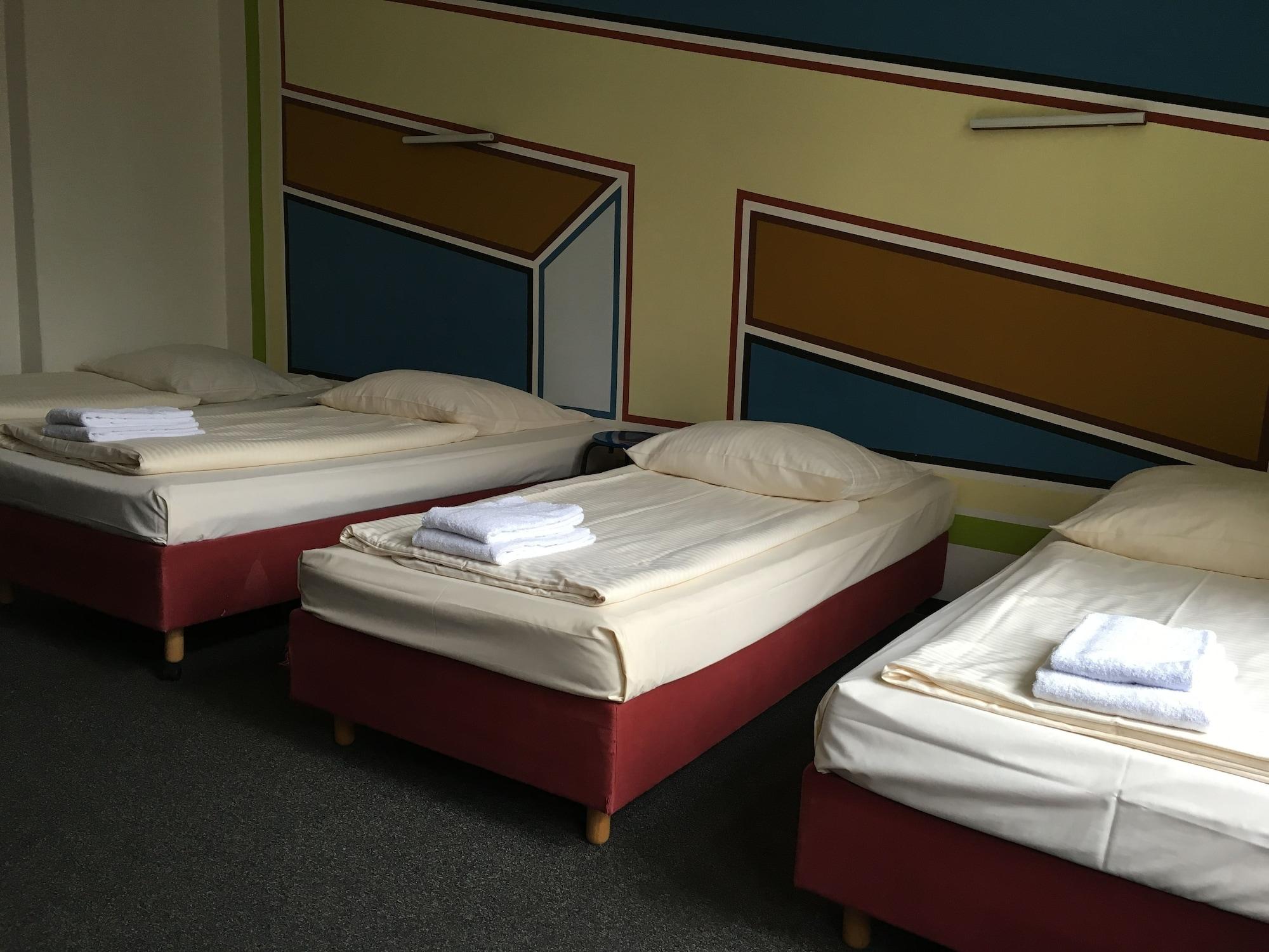 Hotel 103 Берлин Экстерьер фото
