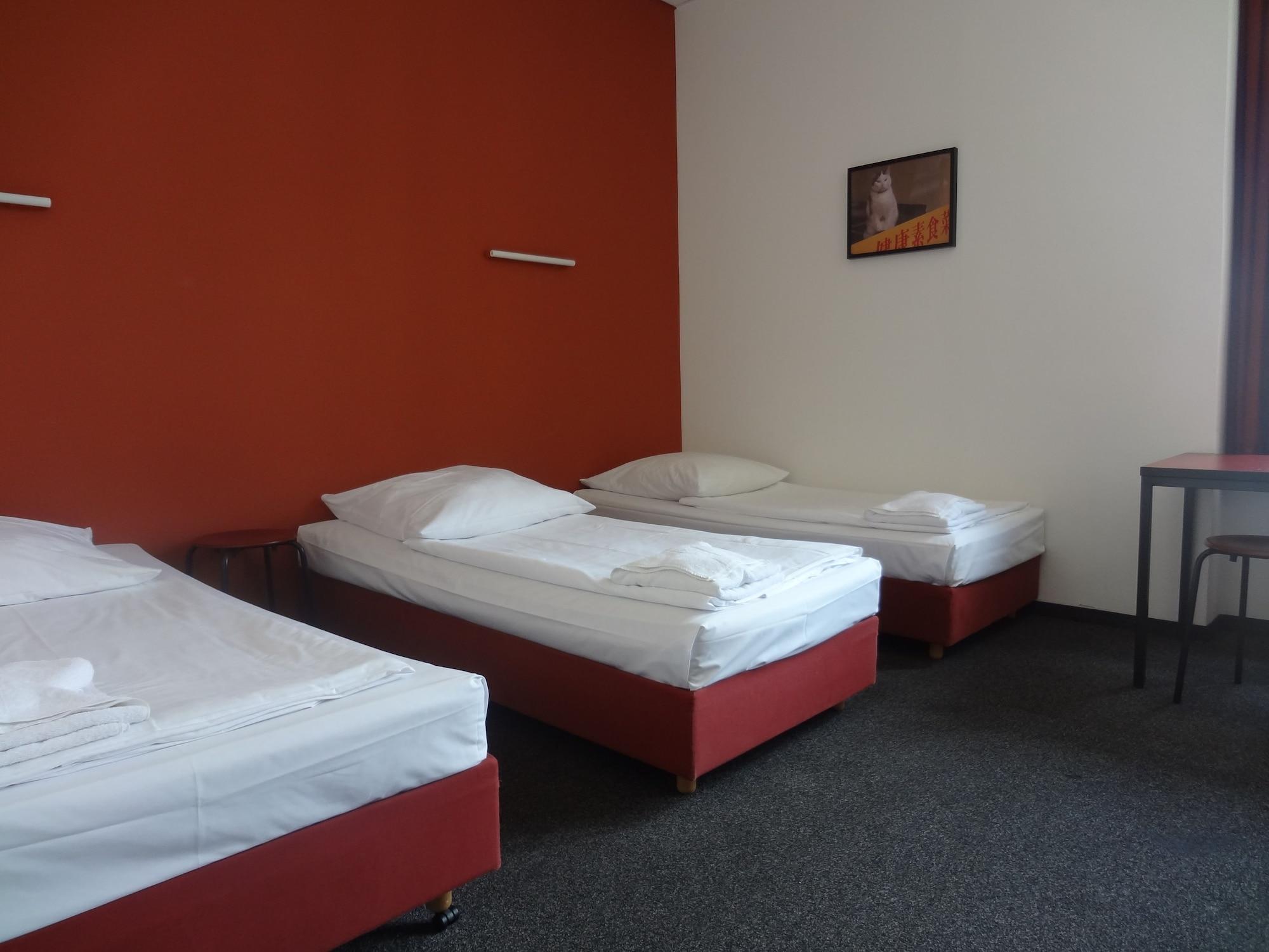 Hotel 103 Берлин Экстерьер фото