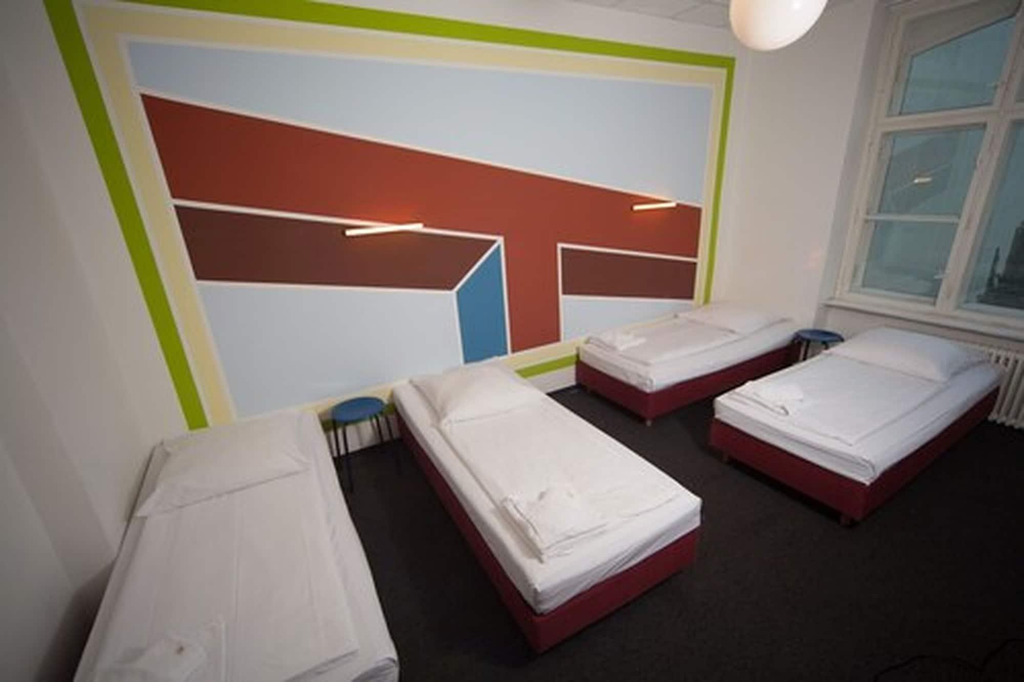 Hotel 103 Берлин Экстерьер фото